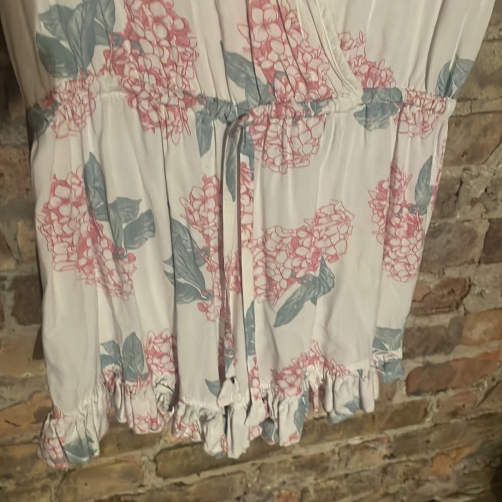 Flower onsie - Picture 3 of 4